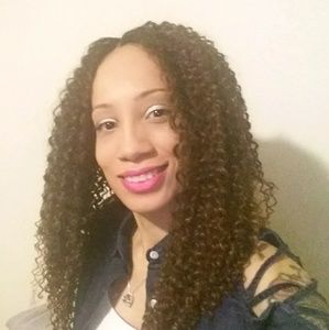 Meet your Posher, Erica